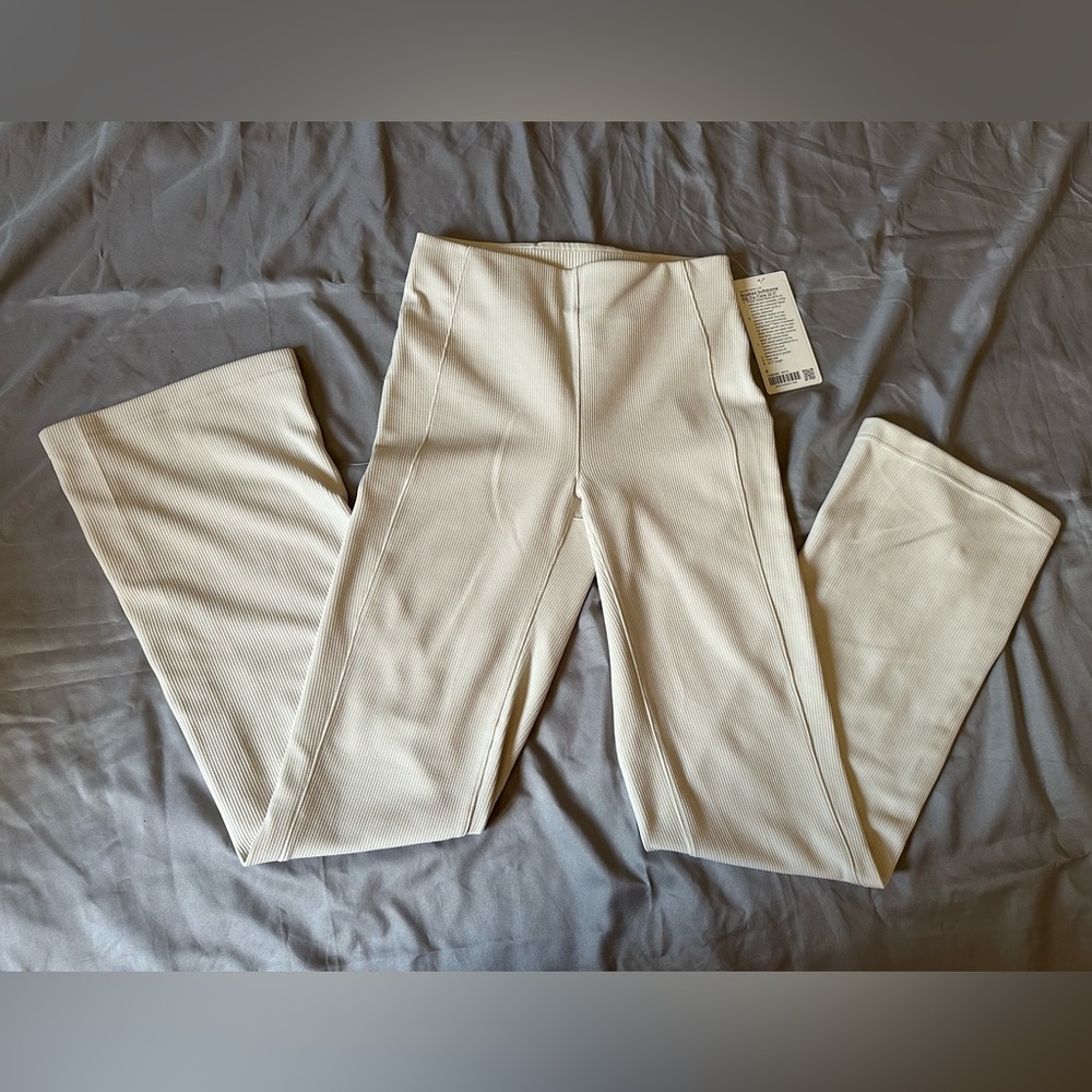 Lululemon Brushed Softstreme Rib Zip Flare 32.5"